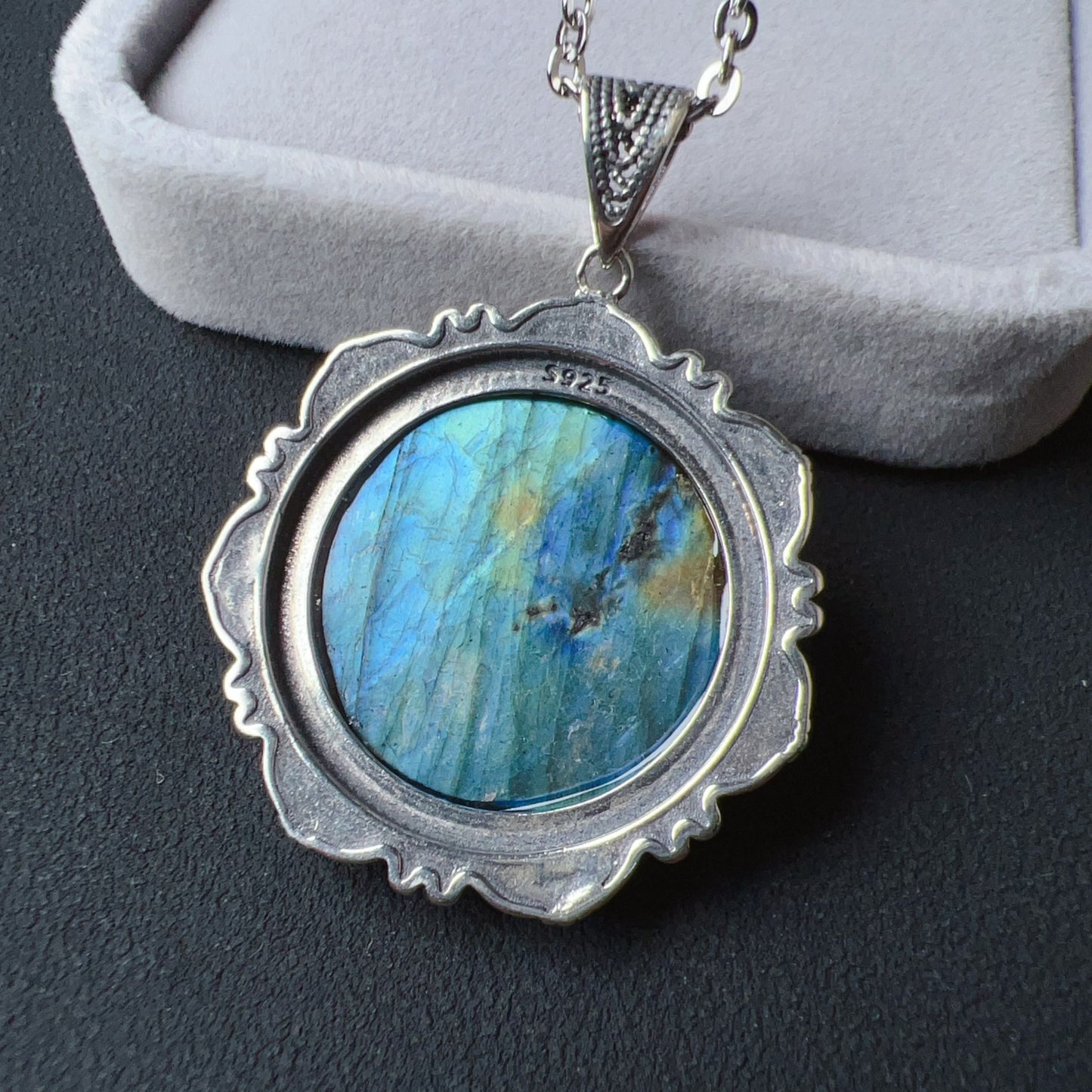 One And Only Strong Blue Flash Labradorite Round Pendant Necklace | Handmade Natural Throat Chakra Healing Jewelry