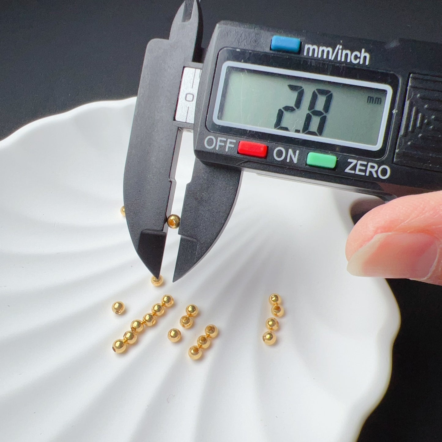 3Mm 18K Yellow Gold Seamless Round Beads Charms For Diy Jewelry Projects