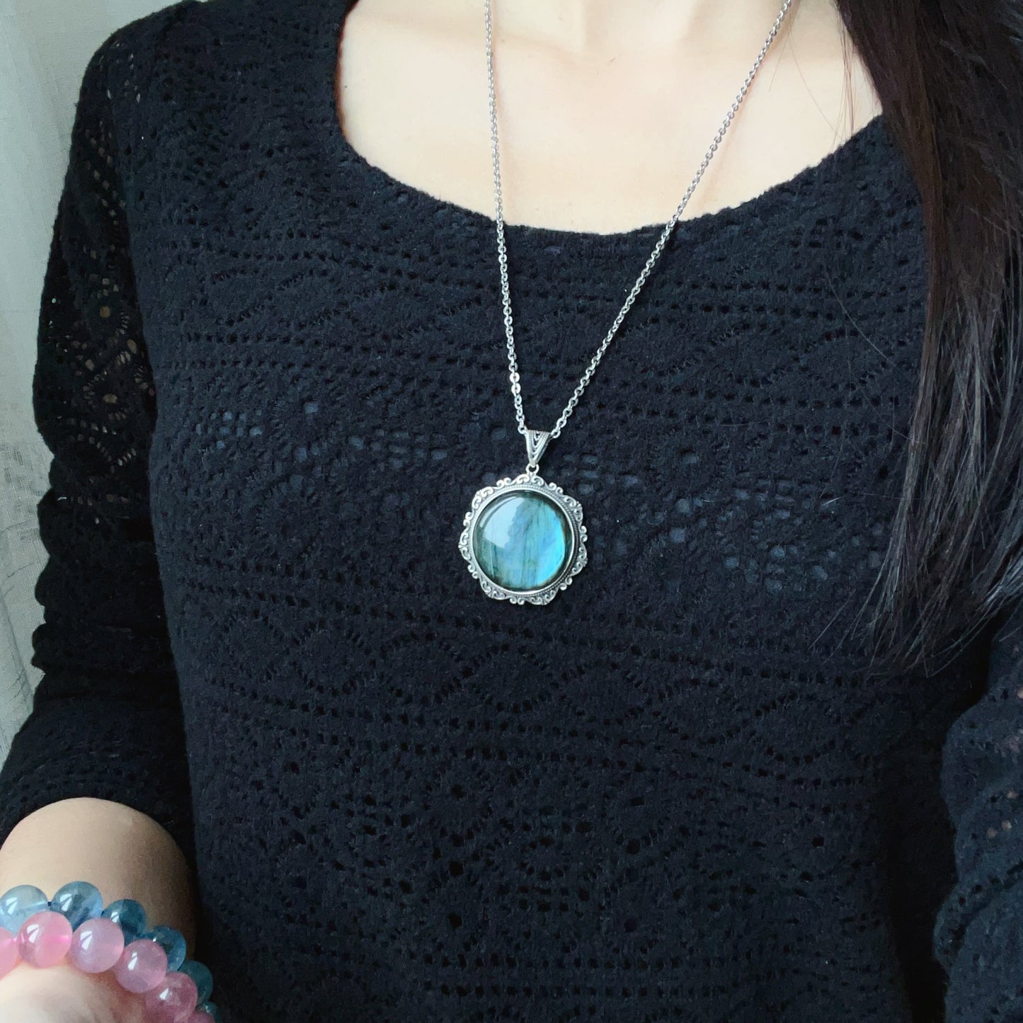 One And Only Strong Blue Flash Labradorite Round Pendant Necklace | Handmade Natural Throat Chakra Healing Jewelry