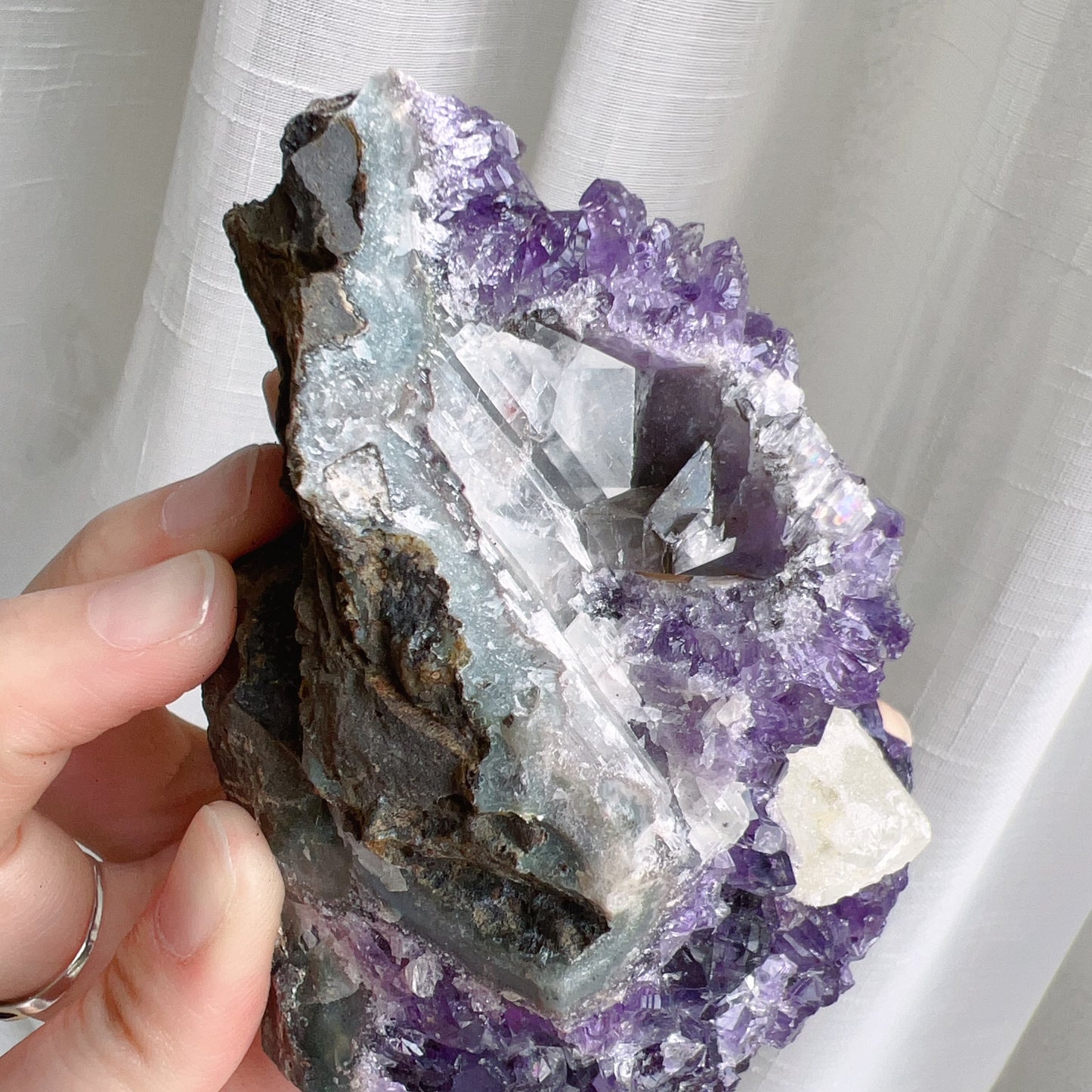429.6G Natural Amethyst Raw Stone Geode With Calcite Crystal Inclusion