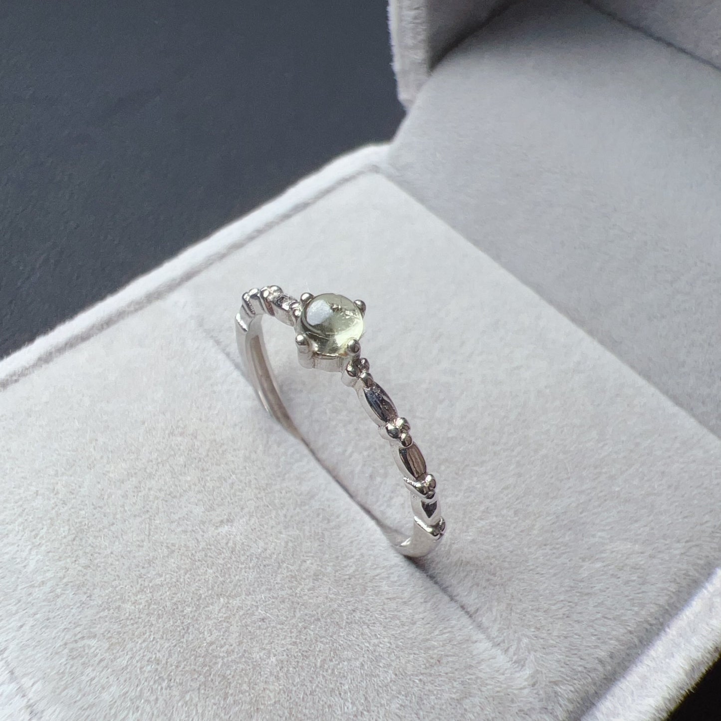 Cute Gemstone Ring With Natural Moldavite And 925 Sterling Silver Prongs | Rare High-Frequency Heart Chakra Healing