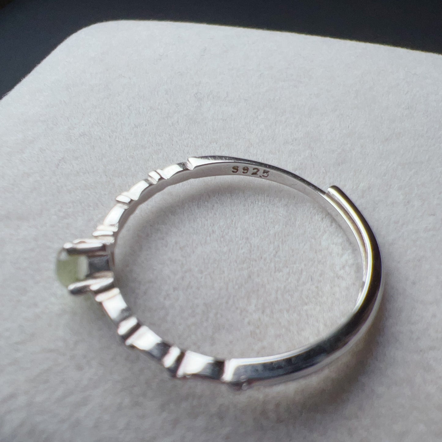 Cute Gemstone Ring With Natural Moldavite And 925 Sterling Silver Prongs | Rare High-Frequency Heart Chakra Healing