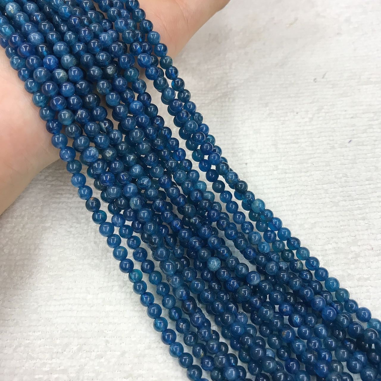 4Mm Natural Old Mine Blue Apatite Round Bead Strands For Diy Jewelry Project