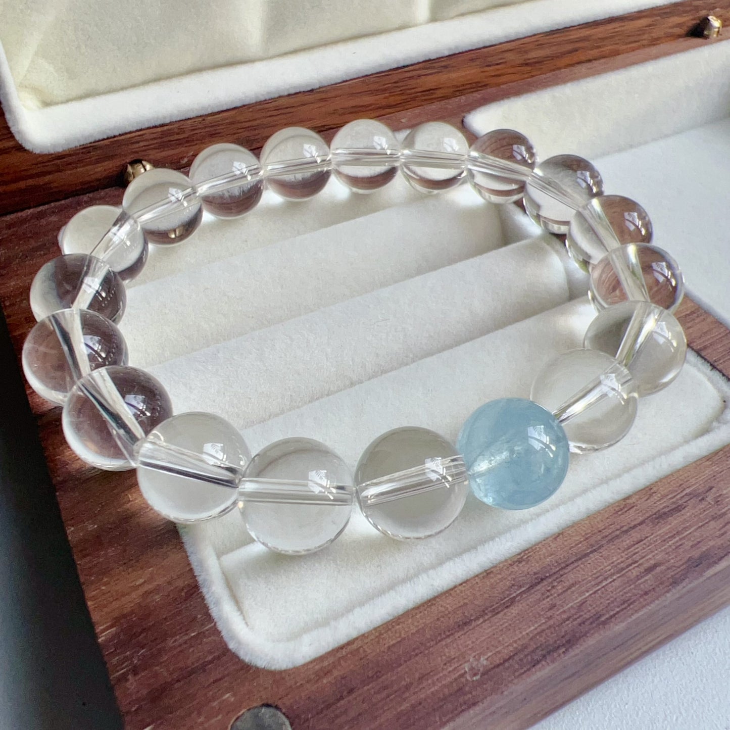 Natural Aquamarine And Clear Quartz Healing Crystal Bracelet | 10Mm Beaded Meditation Jewelry For Crown Chakra