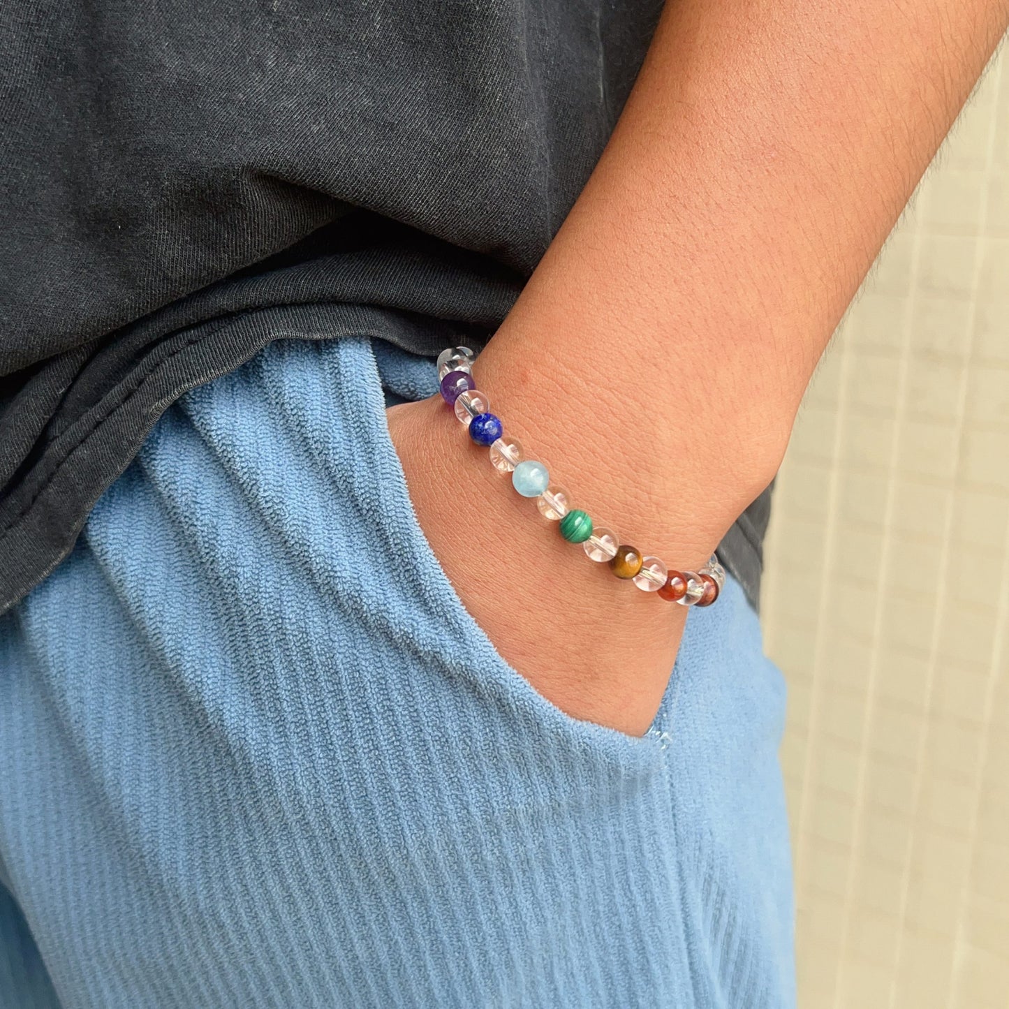 Handmade Seven Chakra Bracelet | Natural Healing Crystals: Clear Quartz, Amethyst, Lapis Lazuli, Aquamarine, Malachite, Brown Tiger Eye, Garnet
