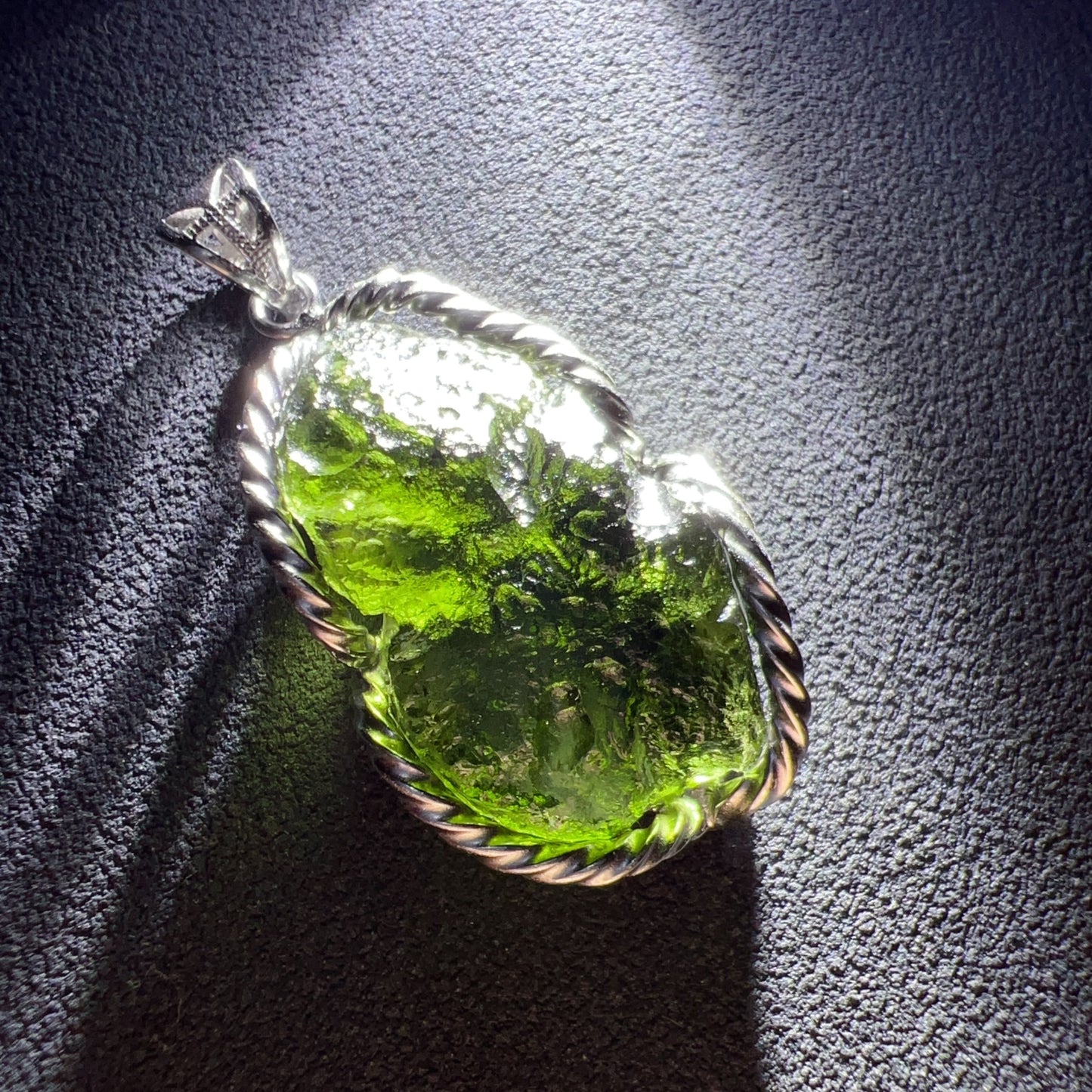 Best Green Color 8.4G Moldavite Raw Stone Pendant Necklace | High-Frequency Heart Chakra Healing Stone