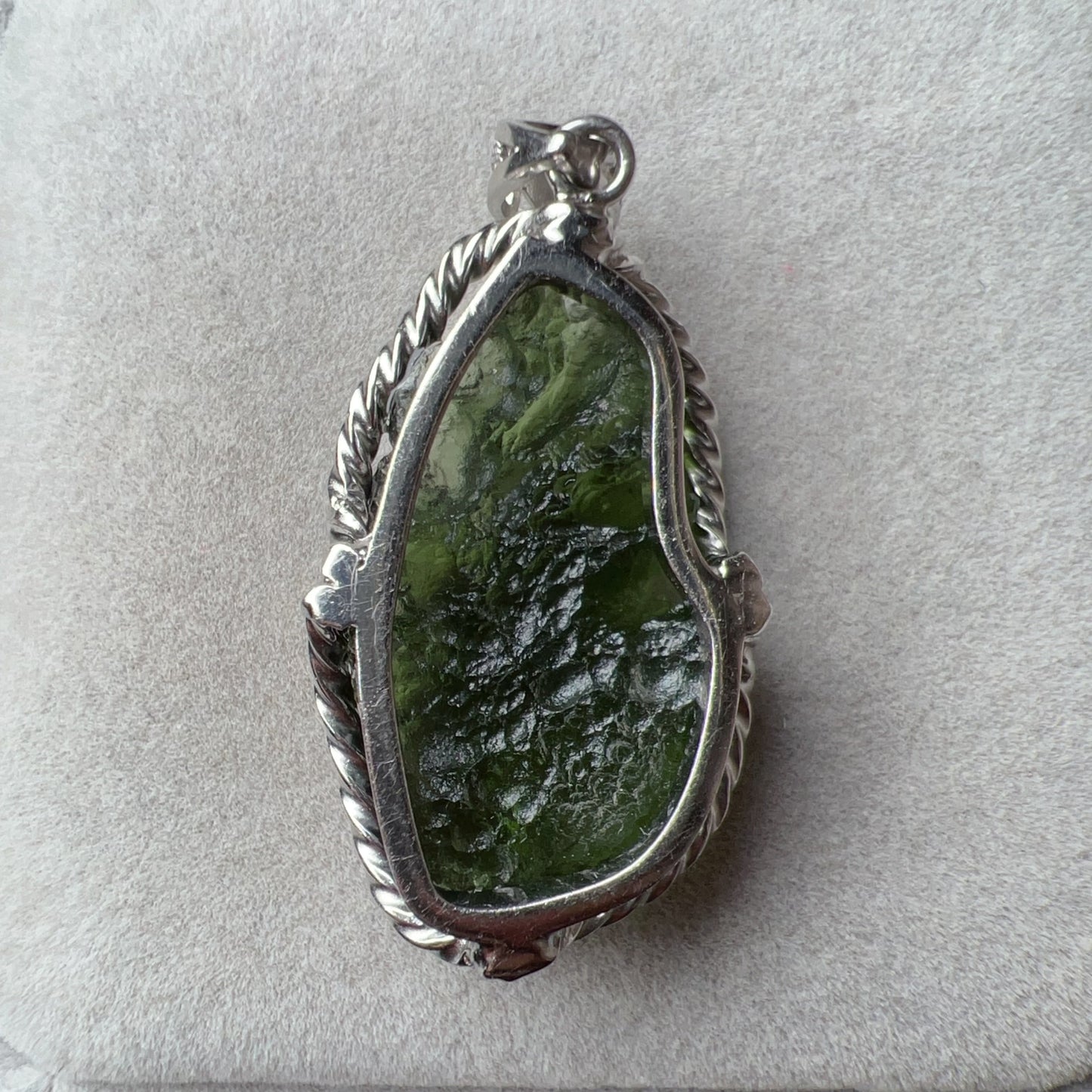 Best Green Color 8.4G Moldavite Raw Stone Pendant Necklace | High-Frequency Heart Chakra Healing Stone