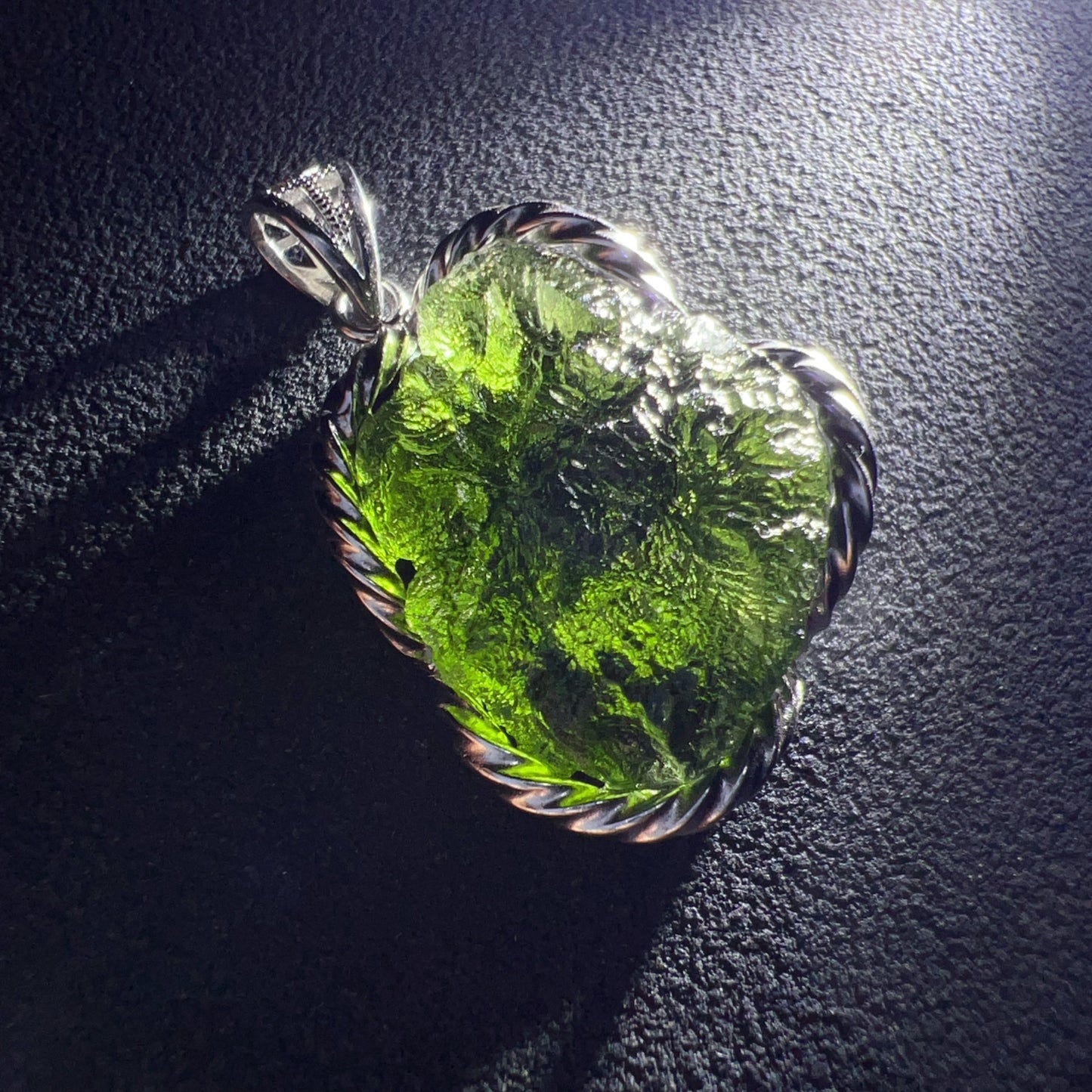 Best Green Color 8.3G Moldavite Raw Stone Pendant Necklace | Rare High-Frequency Heart Chakra Healing Stone