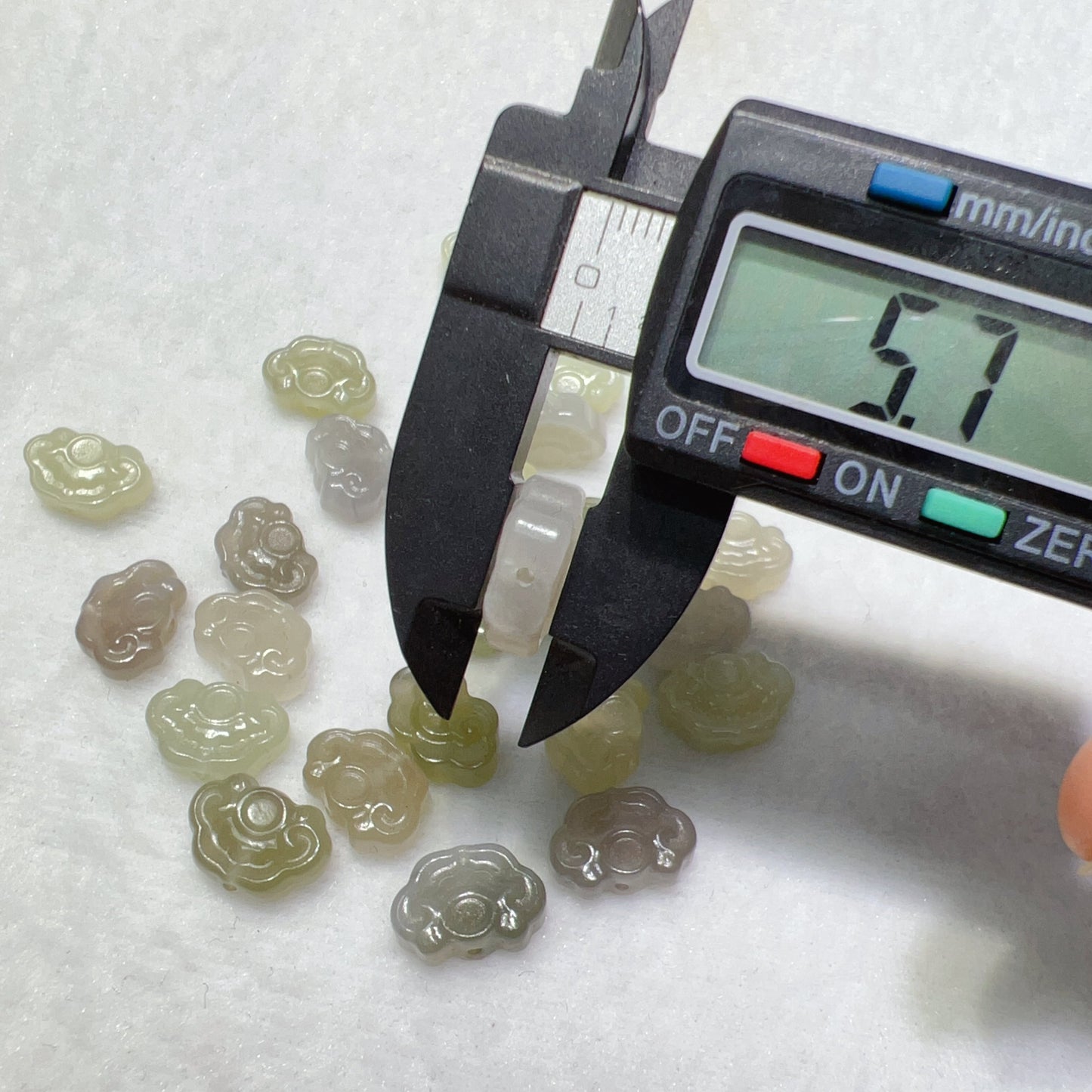 Natural Assorted Color Nephrite Jade Lucky Lock Bead Charms For Diy Jewelry Project