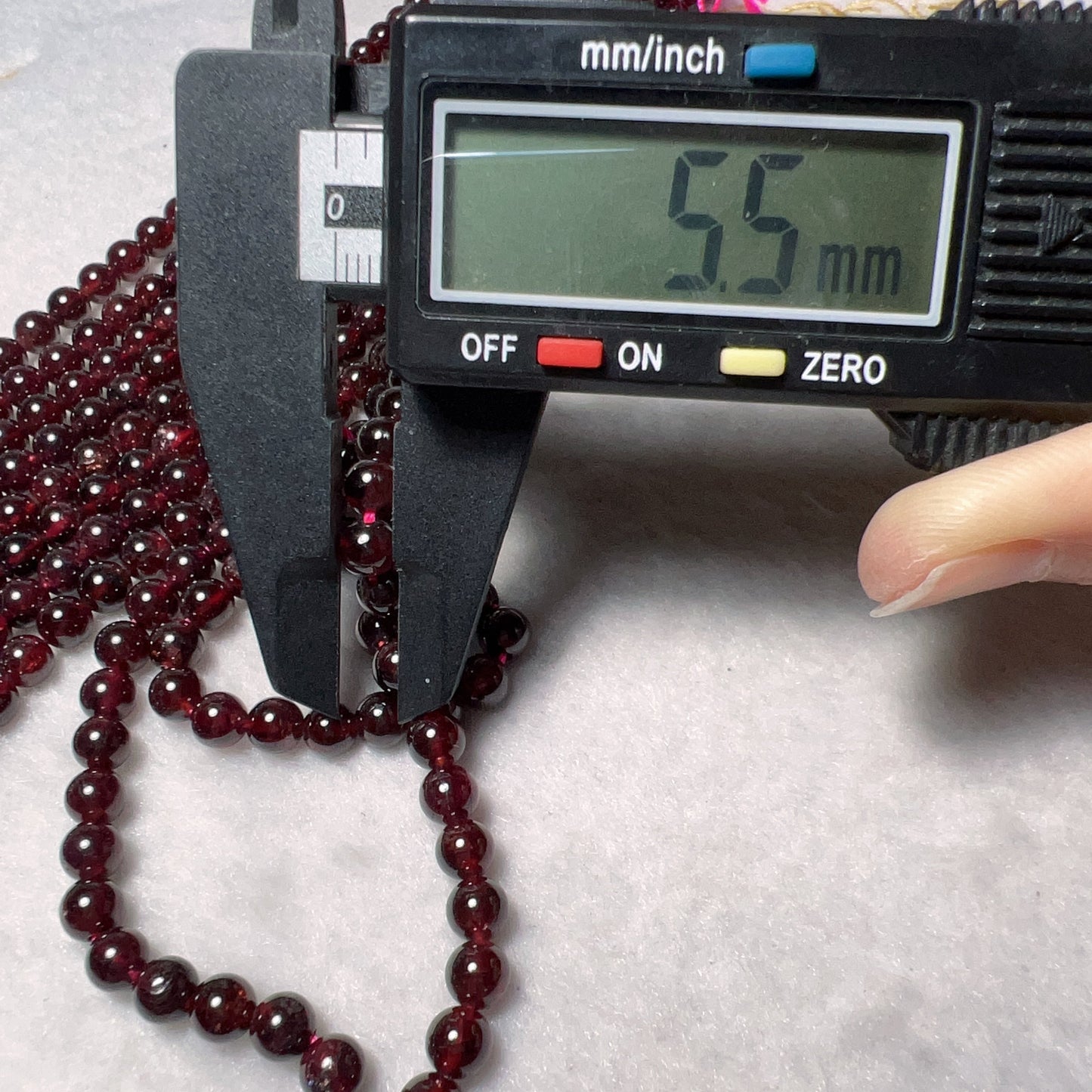 5.5Mm Natural Almandine Red Garnet Round Bead Strands For Diy Jewelry Project