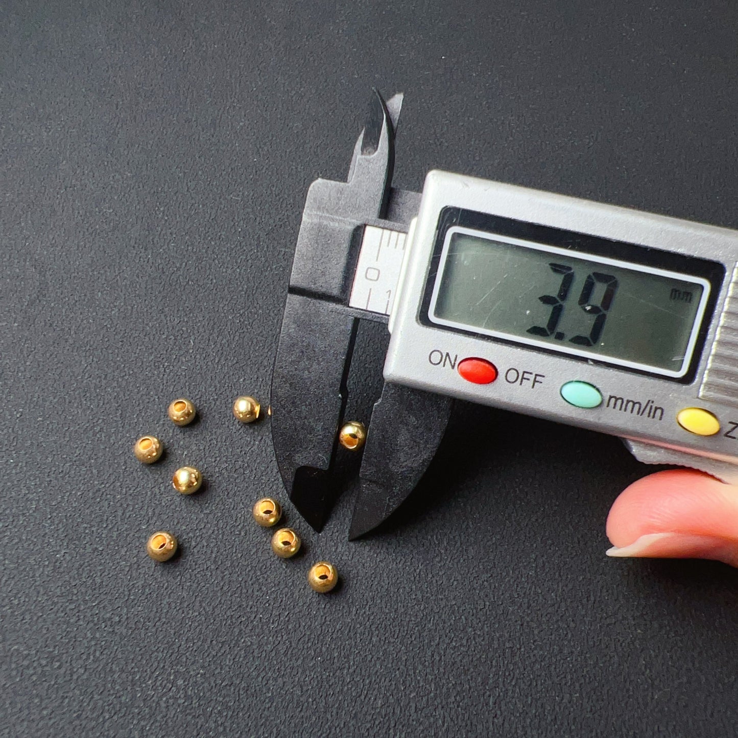 5 Pcs 3.9Mm 18K Yellow Gold Round Beads Charms For Diy Jewelry Projects