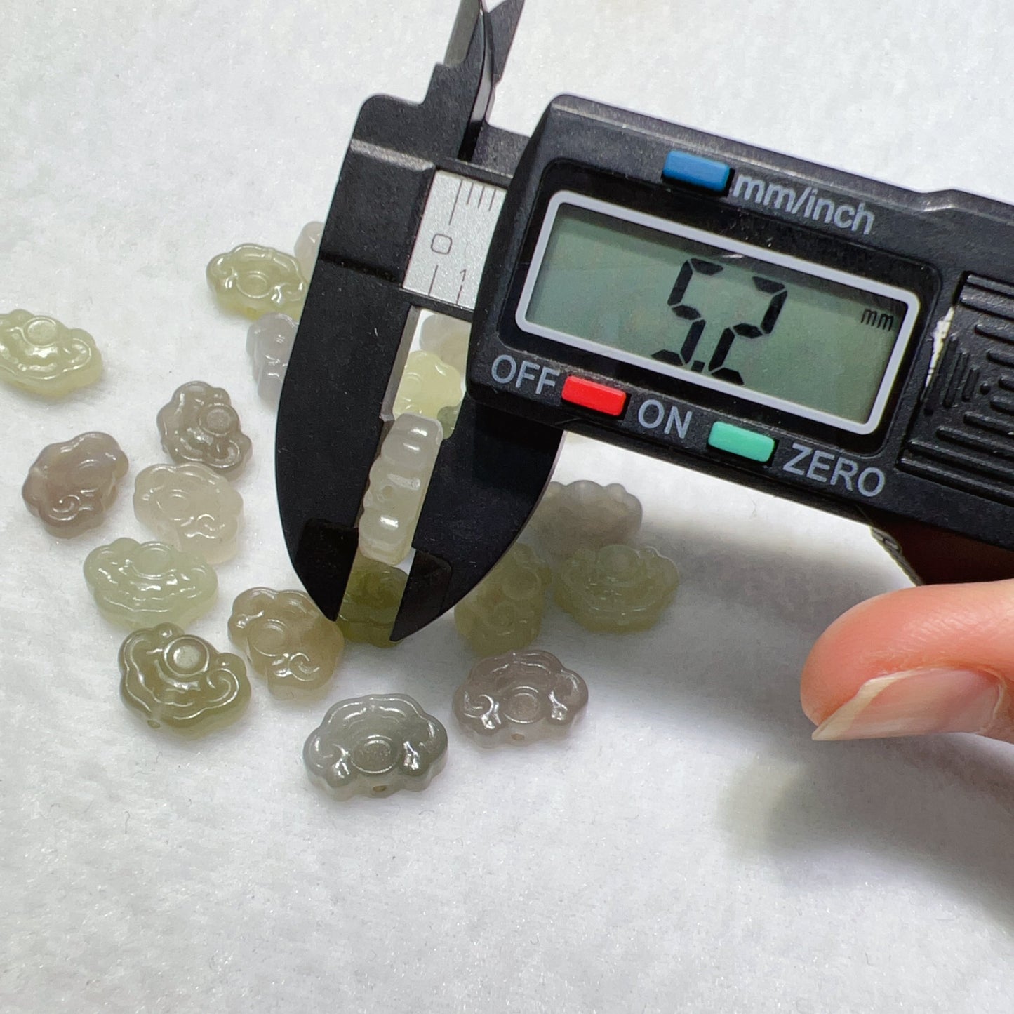 Natural Assorted Color Nephrite Jade Lucky Lock Bead Charms For Diy Jewelry Project