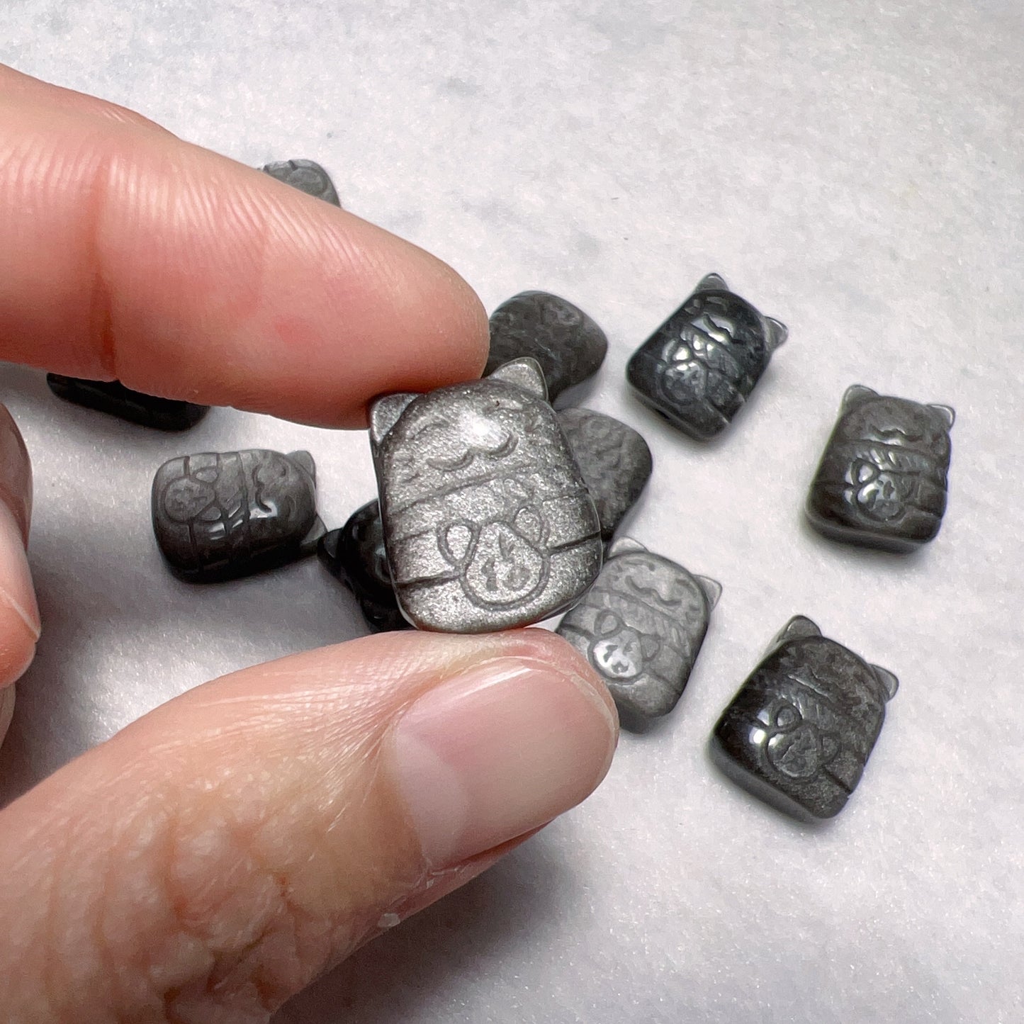 High-Quality Silver Sheen Obsidian Lucky Cat Maneki Neko Charms Pendants For Diy Jewelry Project