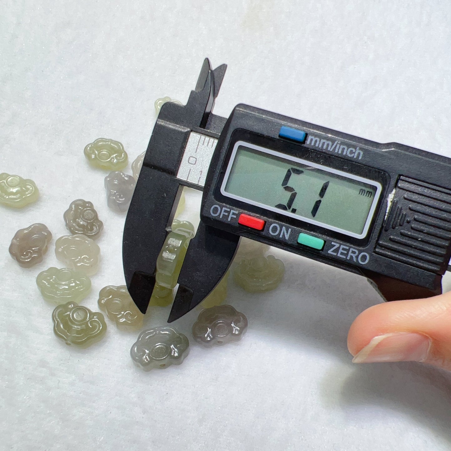 Natural Assorted Color Nephrite Jade Lucky Lock Bead Charms For Diy Jewelry Project