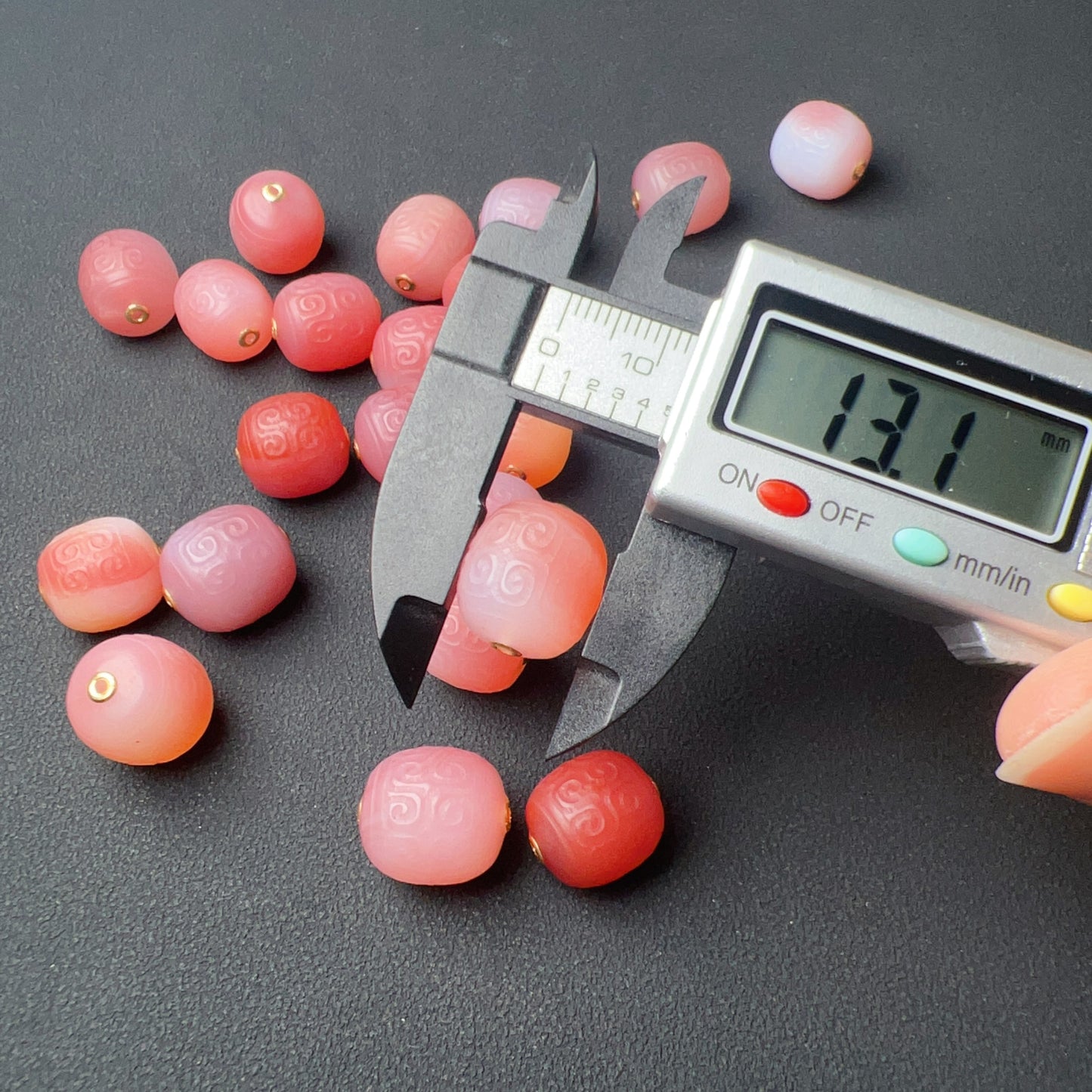 Natural High-Quality Yanyuan Agate With 18K Yellow Gold Huiwen Symbol Barrel Beads Charms Diy Jewelry Project