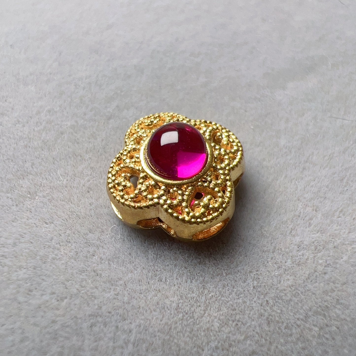 18K Yellow Gold Four-Leaf Clover Bead Charms With Cubic Zirconia Stone For Diy Jewelry Projects
