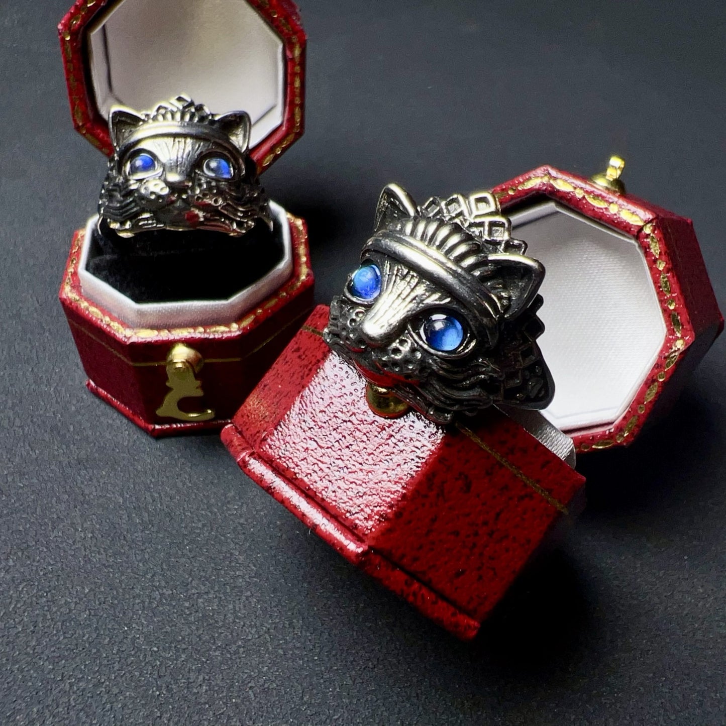 Super Cute Cat Ring With Natural Blue Flash Labradorite | Handmade Fashion Jewelry