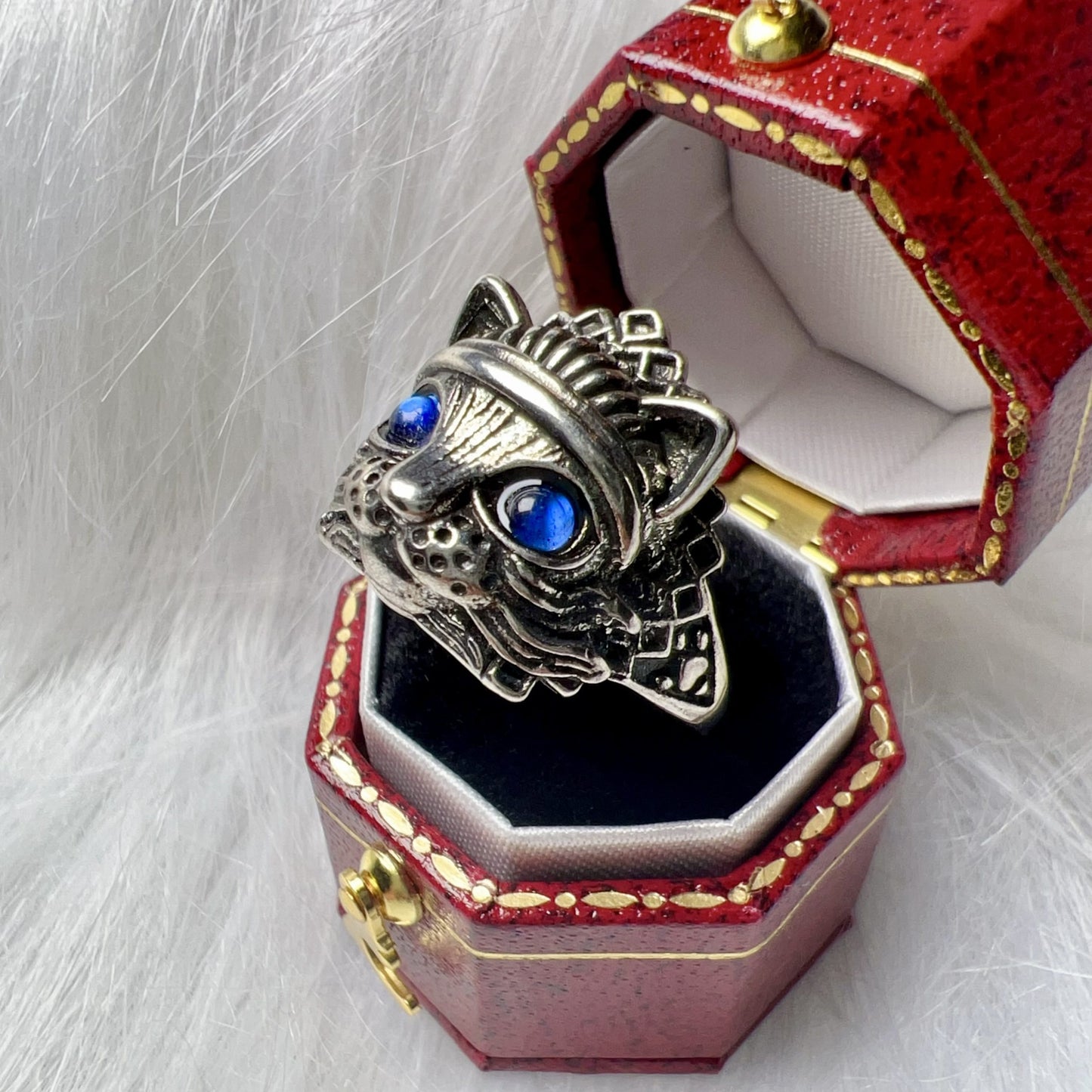 Super Cute Cat Ring With Natural Blue Flash Labradorite | Handmade Fashion Jewelry
