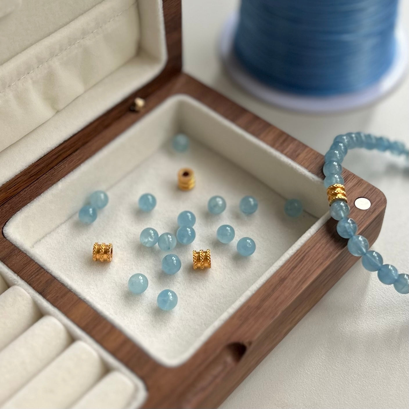 Custom-Made Aquamarine And 18K Yellow Gold Bracelet – Unique Artisan Jewelry For Meaningful Connections