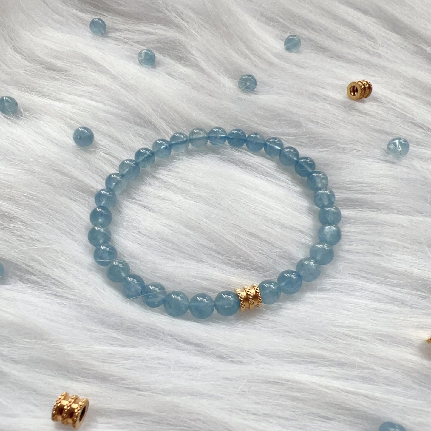 Custom-Made Aquamarine And 18K Yellow Gold Bracelet – Unique Artisan Jewelry For Meaningful Connections