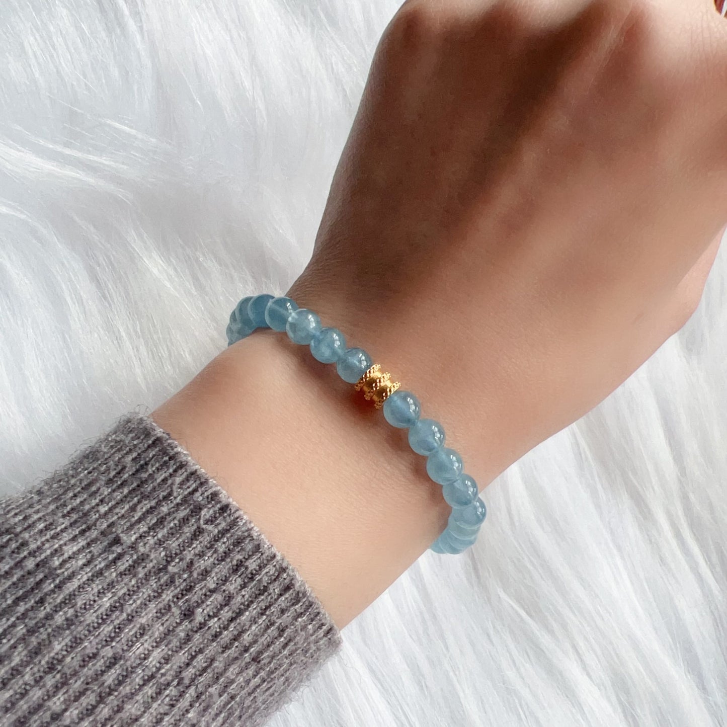 Custom-Made Aquamarine And 18K Yellow Gold Bracelet – Unique Artisan Jewelry For Meaningful Connections