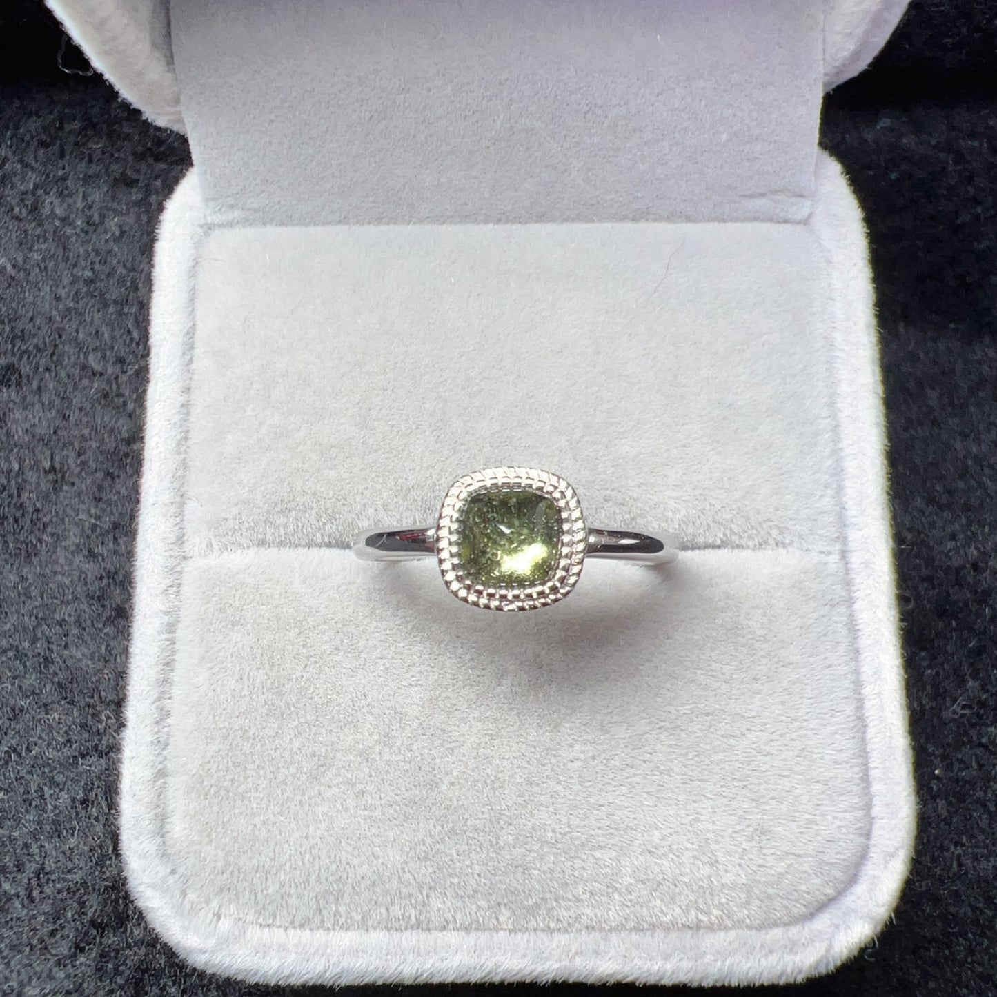 Premium Sugarloaf-Cut Moldavite Silver Ring | High-Vibration Healing Jewelry | Luxury Spiritual Gift