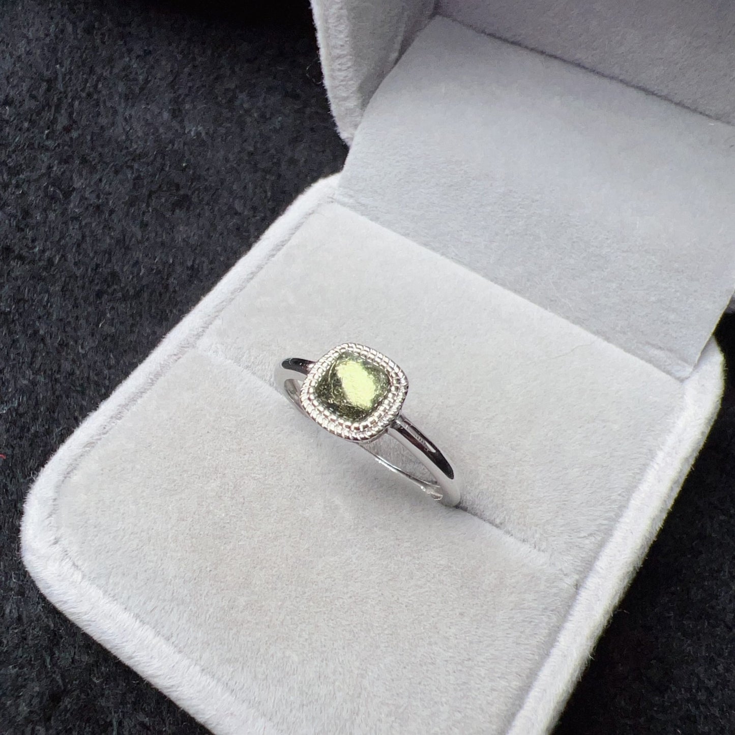 Premium Sugarloaf-Cut Moldavite Silver Ring | High-Vibration Healing Jewelry | Luxury Spiritual Gift