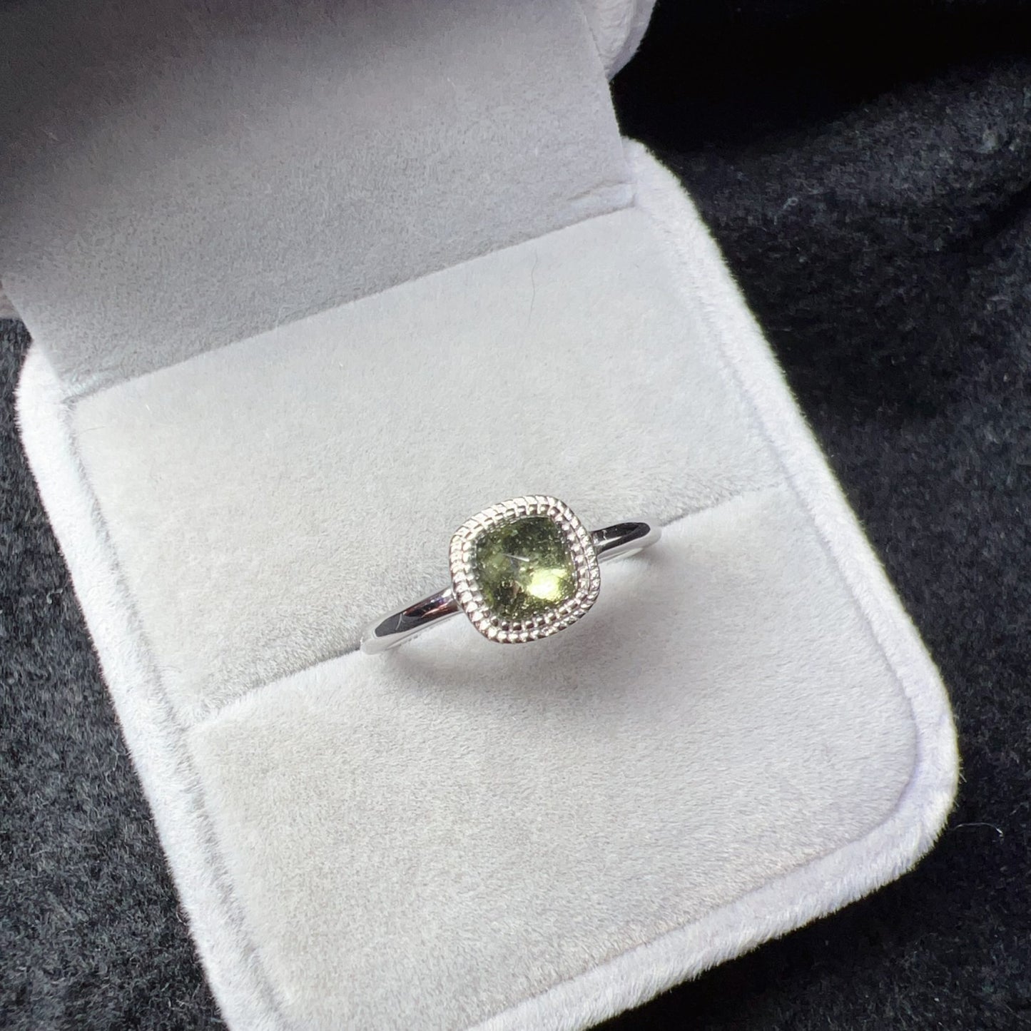 Premium Sugarloaf-Cut Moldavite Silver Ring | High-Vibration Healing Jewelry | Luxury Spiritual Gift