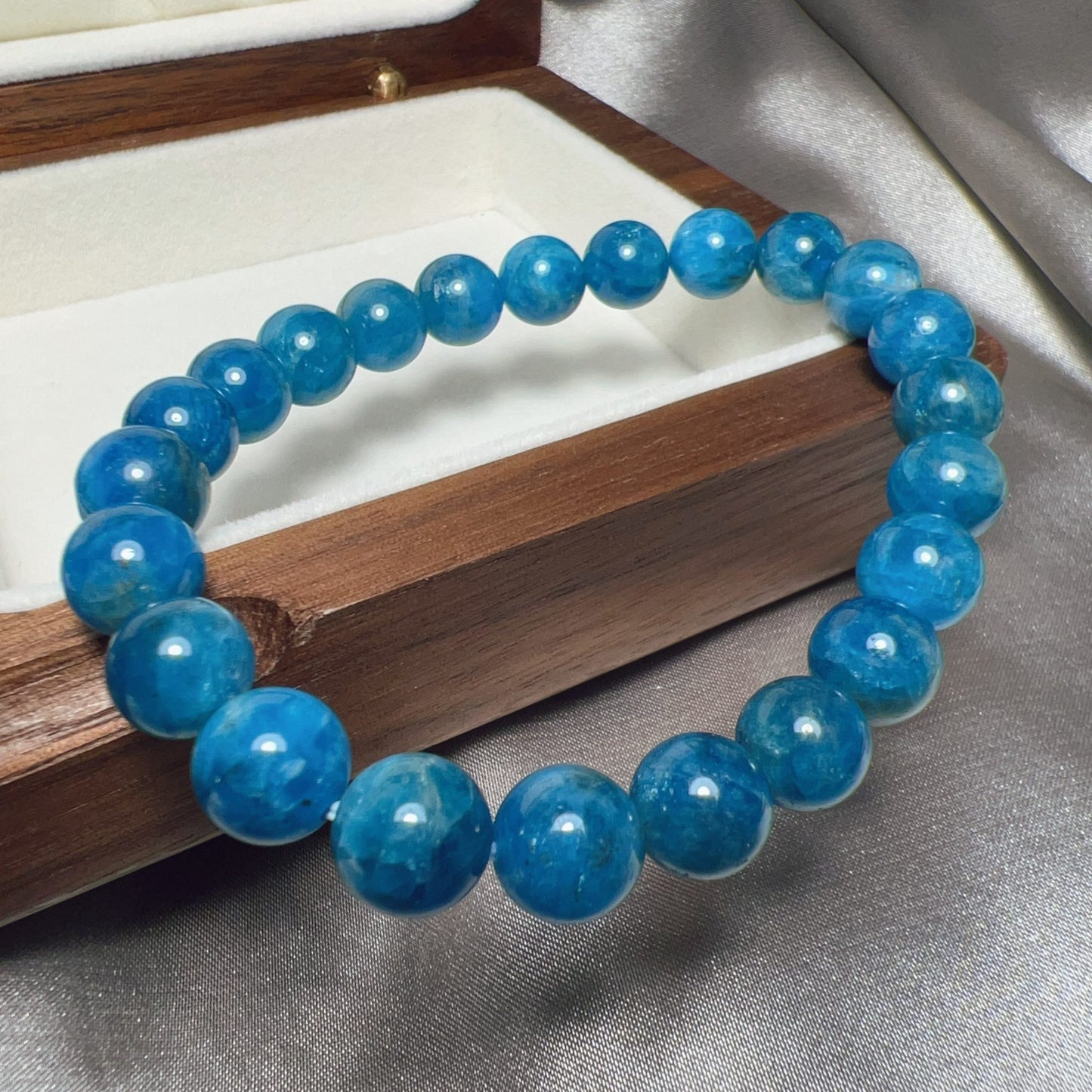 Blue Apatite Healing Stone Bracelet | 8.6Mm Round Beads For Throat And Third Eye Chakra Healing Jewelry