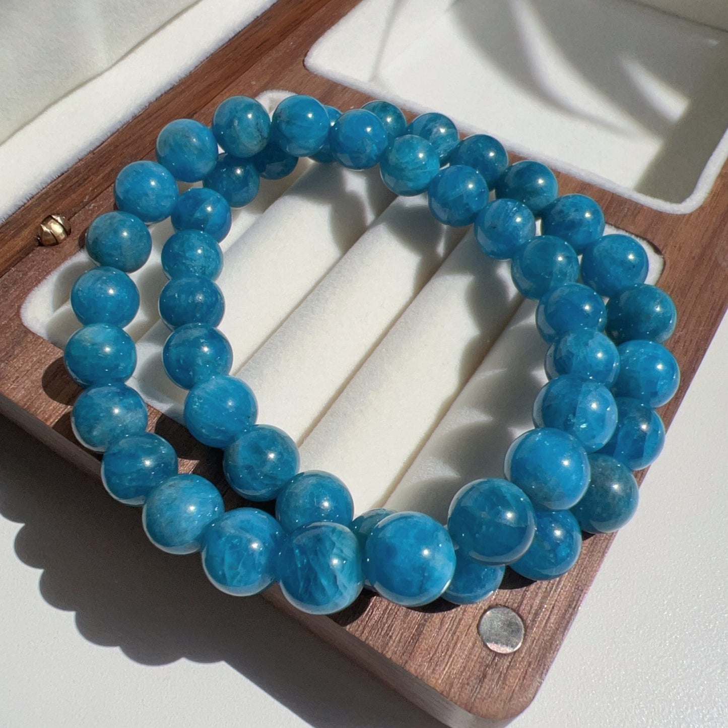 Blue Apatite Healing Stone Bracelet | 8.6Mm Round Beads For Throat And Third Eye Chakra Healing Jewelry