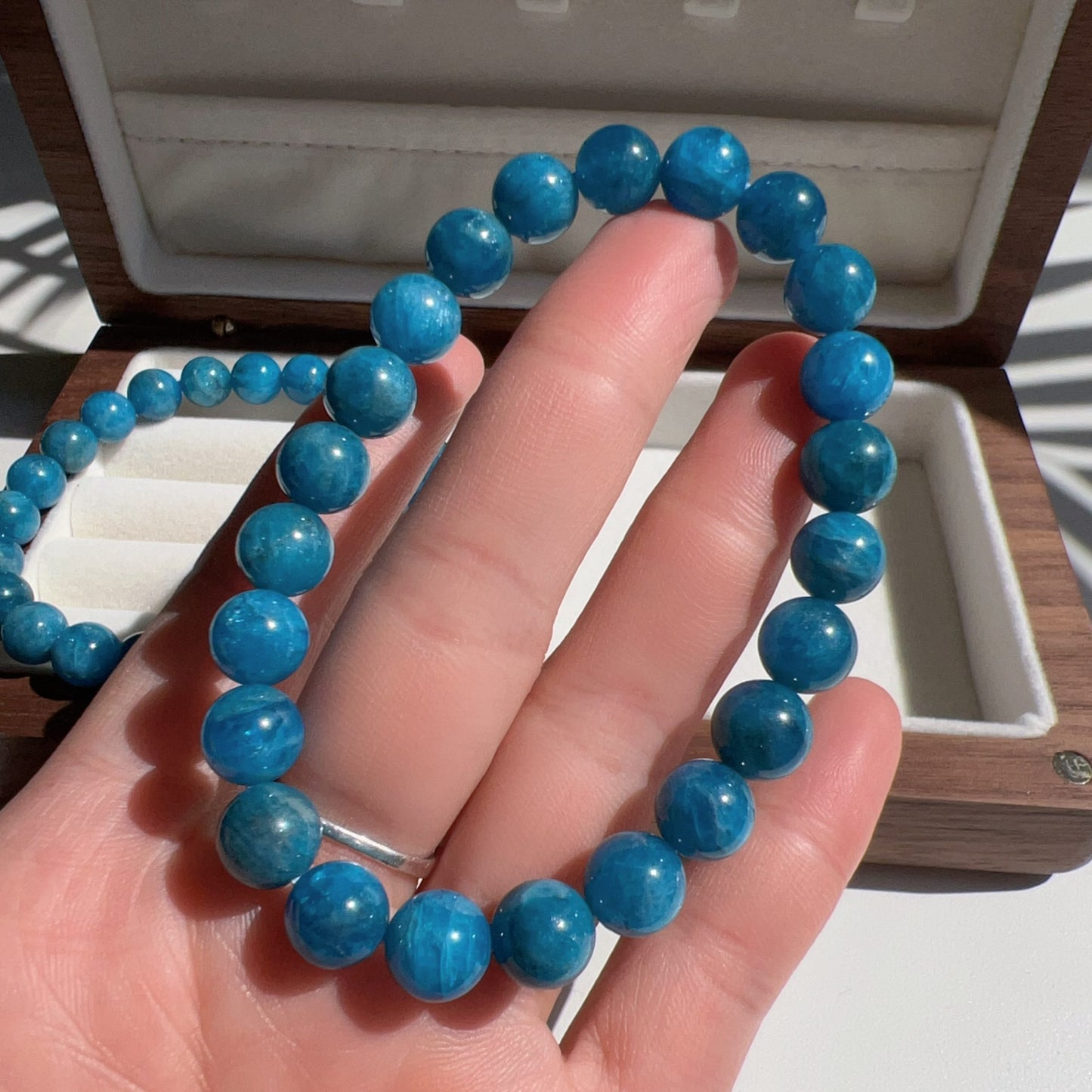 Blue Apatite Healing Stone Bracelet | 8.6Mm Round Beads For Throat And Third Eye Chakra Healing Jewelry