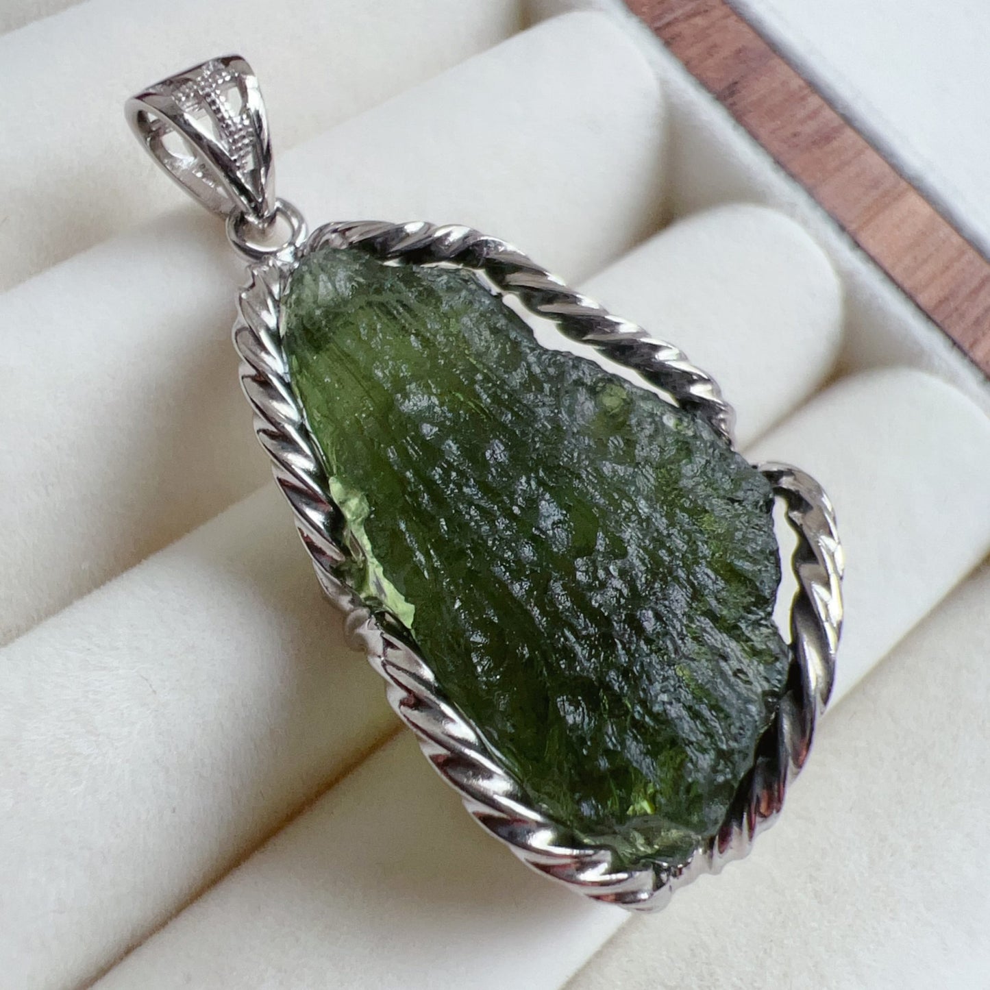 Best Green Color 8.7G Moldavite Raw Stone Pendant Necklace | Rare High-Frequency Heart Chakra Healing Stone