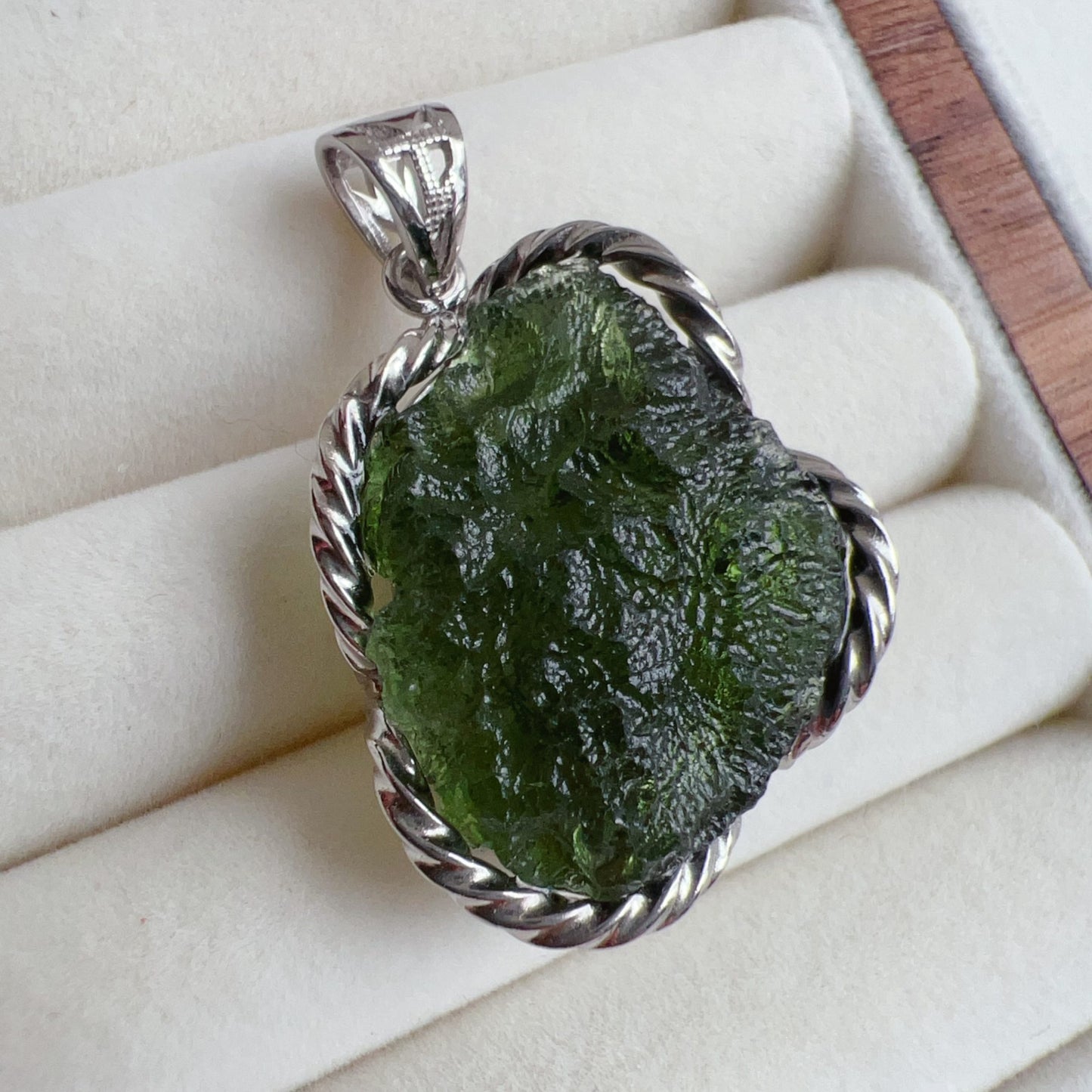 Best Green Color 8.3G Moldavite Raw Stone Pendant Necklace | Rare High-Frequency Heart Chakra Healing Stone