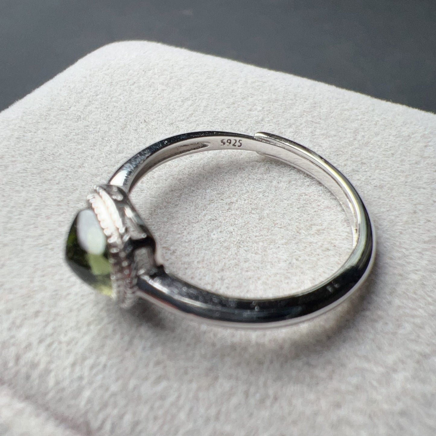 Premium Sugarloaf-Cut Moldavite Silver Ring | High-Vibration Healing Jewelry | Luxury Spiritual Gift