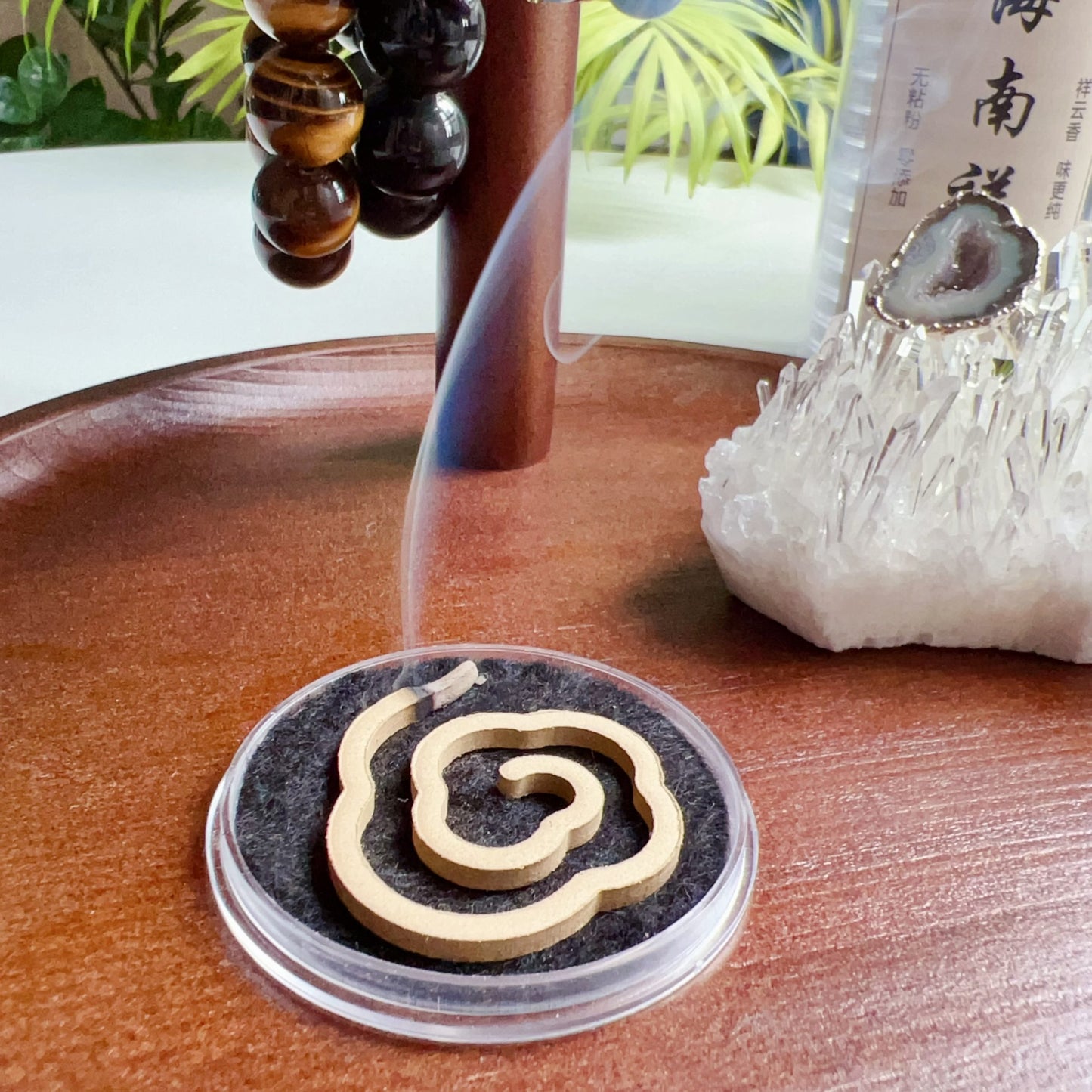 Premium Hainan Agarwood Classic Nourishing Incense – Perfect For Cleansing, Healing, Meditation, And Yoga