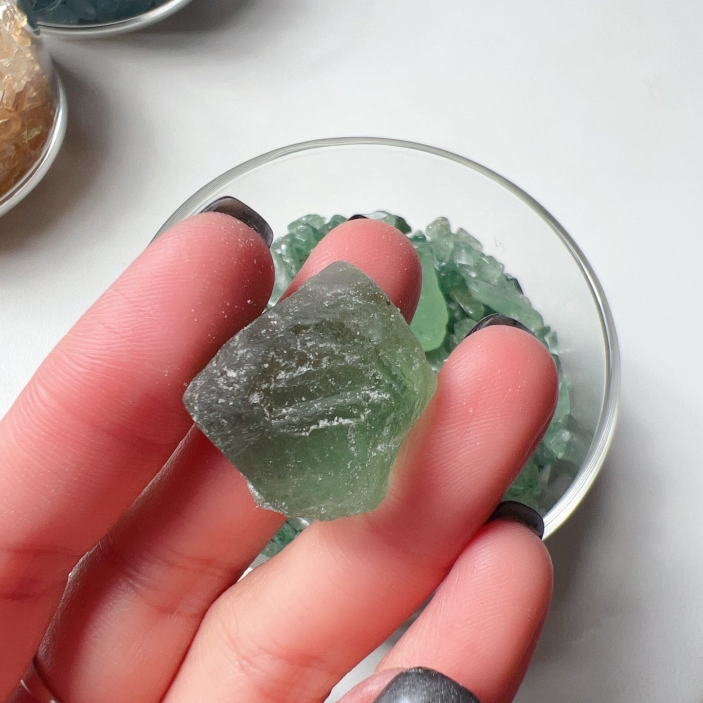 Healing Crystal Chip Cup With Raw Stones – Aromatherapy Diffuser, Spiritual Decor For Energy Balance And Space Purification