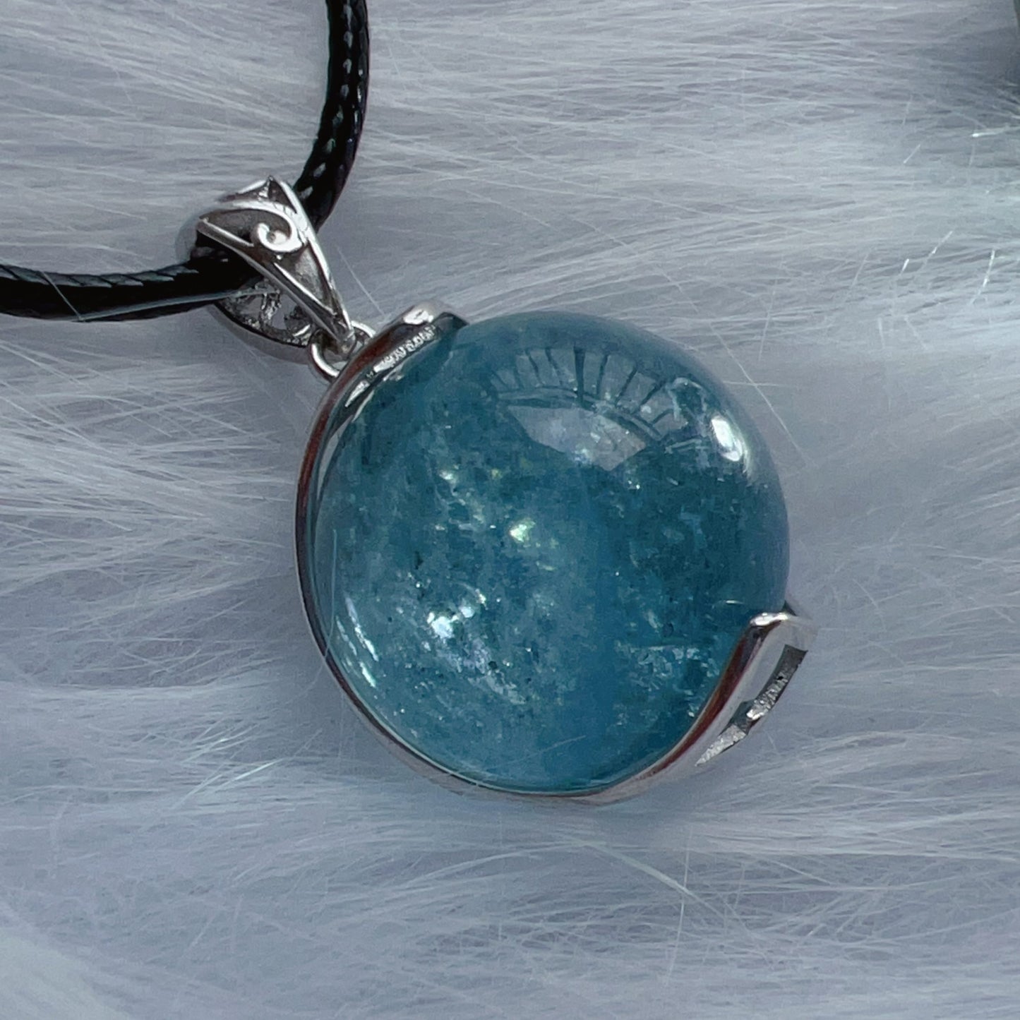 Natural Sparkling Aquamarine Sphere Pendant Necklace – 17Mm Healing Stone For Throat Chakra Energy
