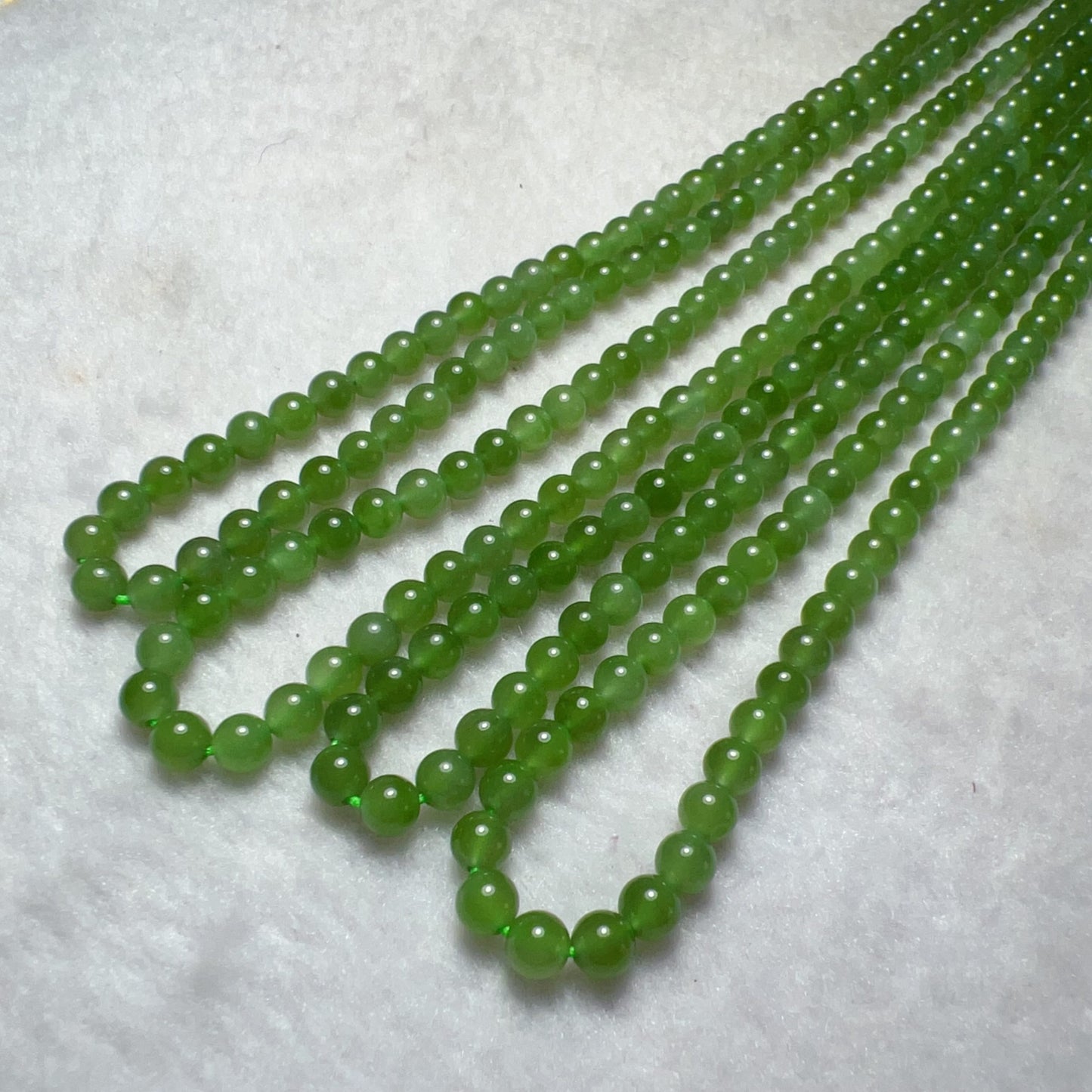 Premium 5Mm Green Nephrite Jade 108 Beads Strand – Ideal For Diy Jewelry Making And Craft Projects