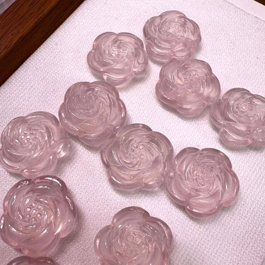 Beautiful Jewelry Accessory – Rose Quartz Rose Charms For Diy Jewelry Project
