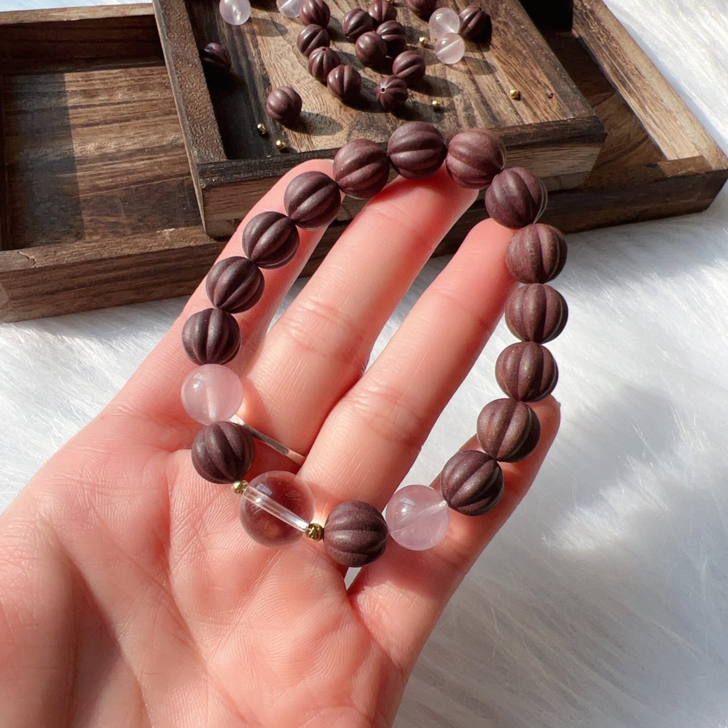 Rose Aroma Stress Relief Healing Bracelet With Clear Quartz, Rose Quartz For Liver Detox And Emotional Balance
