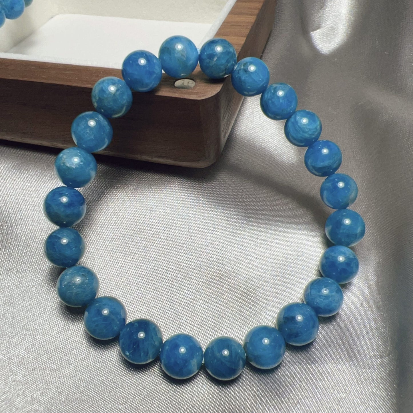 Blue Apatite Healing Stone Bracelet | 8.6Mm Round Beads For Throat And Third Eye Chakra Healing Jewelry