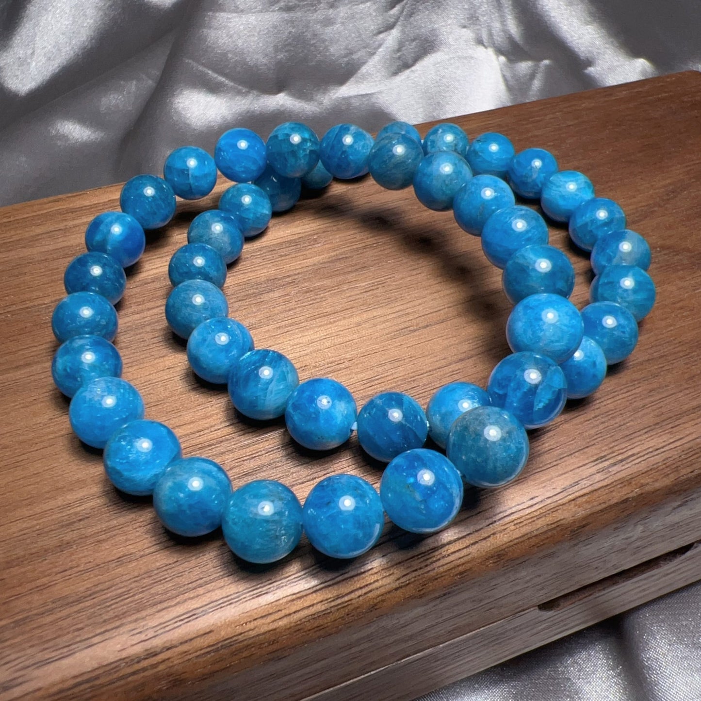 Blue Apatite Healing Stone Bracelet | 8.6Mm Round Beads For Throat And Third Eye Chakra Healing Jewelry