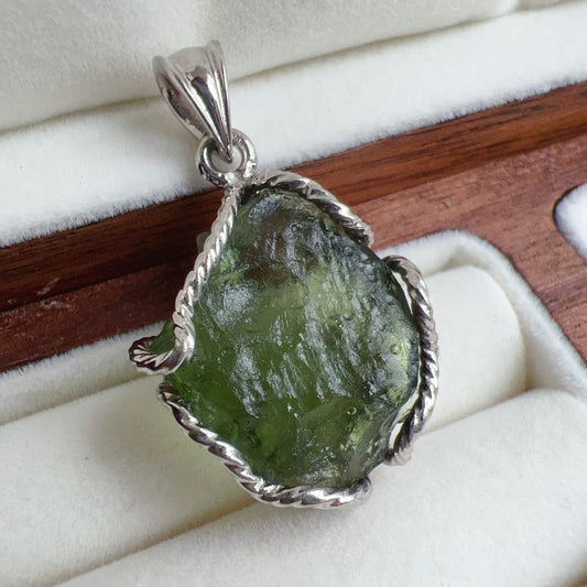 6.9G Natural Czech Moldavite Raw Stone Pendant Necklace | Top-Quality Green | Rare High-Vibration Heart Chakra Healing Stone