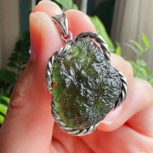 Best Green Color 8.3G Moldavite Raw Stone Pendant Necklace | Rare High-Frequency Heart Chakra Healing Stone